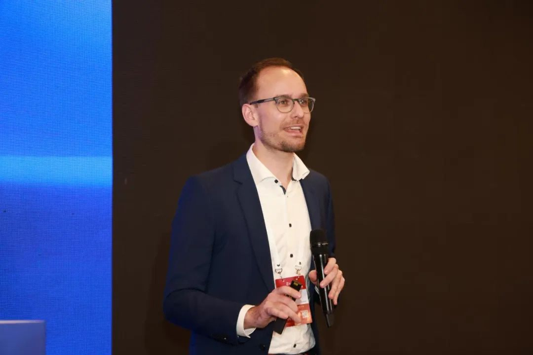 萊茵科斯特中國區總裁唐軍作報告