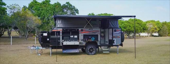 榮成房車出口量占全國的70%,在海外已滲透進澳大利亞、新西蘭、韓國、美國、南非等市場 榮成房車出口量占全國的70%,在海外已滲透進澳大利亞、新西蘭、韓國、美國、南非等市場